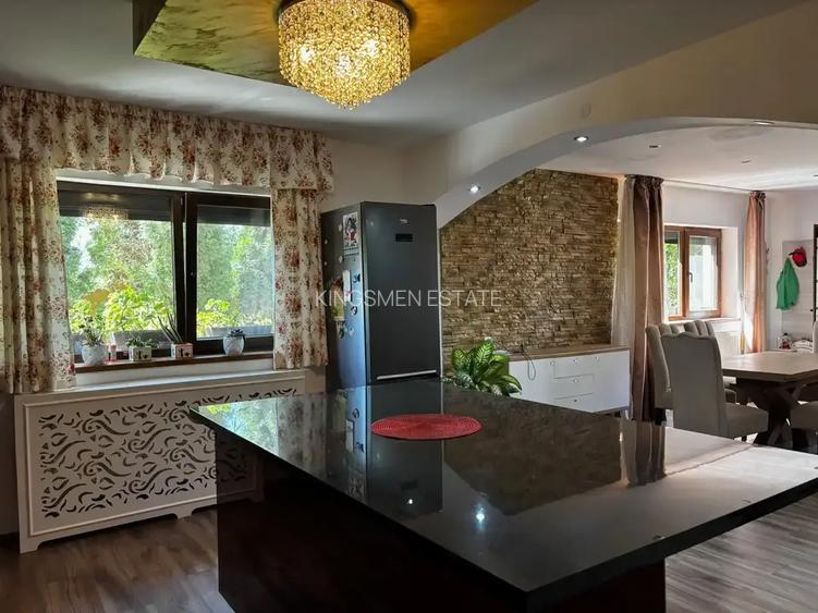 Vila 4 camere de vanzare/inchiriere curte 707 mp- Crevedia - 2