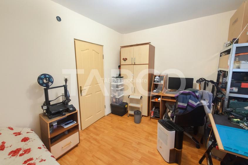 Apartament decomandat de vanzare 3 camere balcon parcare si curte - 10