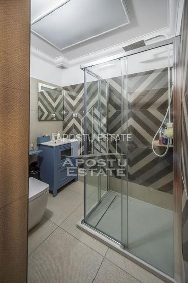 Vila,Piscina,teren fotbal,gradina,vegetatie - 25