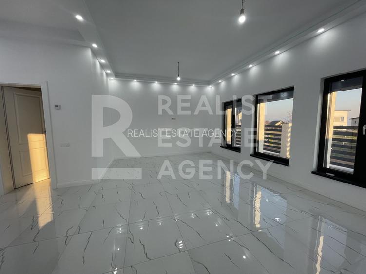 Vânzare, casă, 4 camere, 100 mp utili, teren 630 mp + garaj - 4