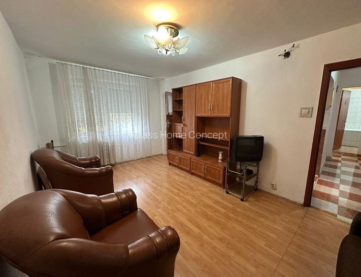 2 camere decomandat - Metrou Aparatorii Patriei - Etaj Intermediar - 2