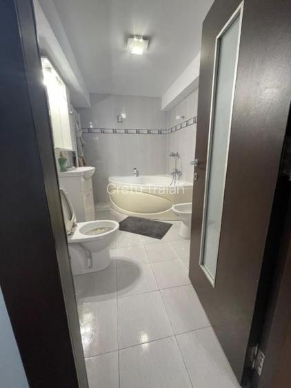 Mamaia - Zona Butoaie - 2 camere + locuri de parcare - URGENT - 7