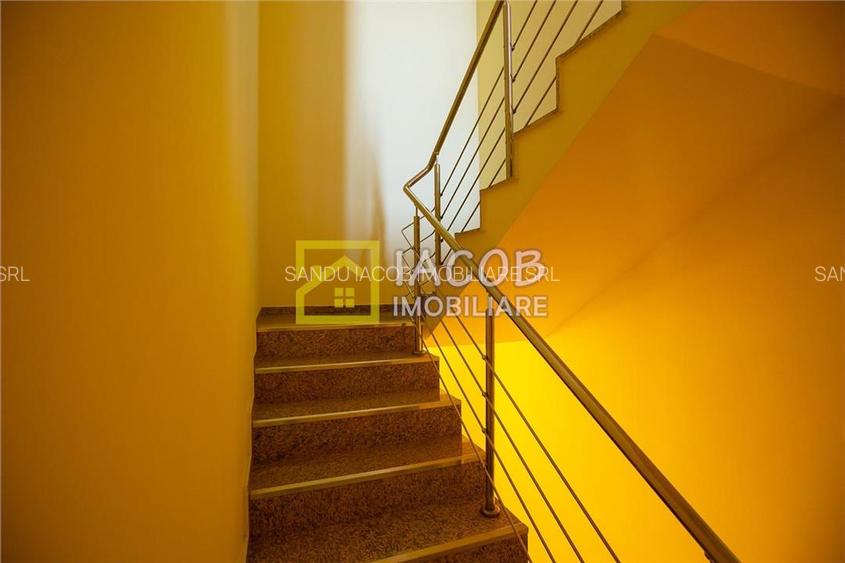 Vila Duplex cu 10 camere, cartier Serbanesti, Bacau - 36