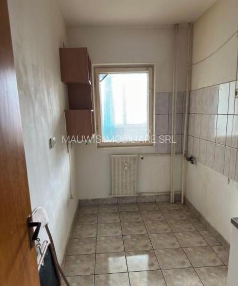 Obor /  Avrig /  garsoniera decomandata/   5 min Metrou / - 3