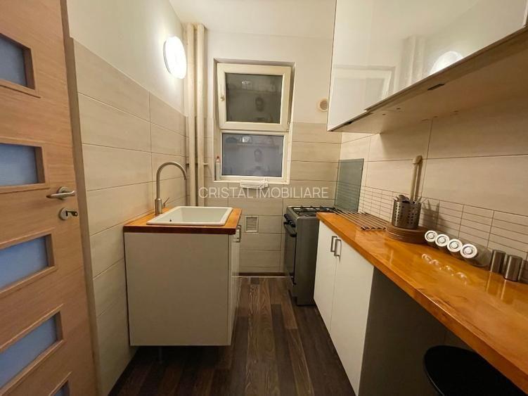 Apartament 2 camere de vânzare  |  Decomandat | Mobilat | Vedere Superbă - 8