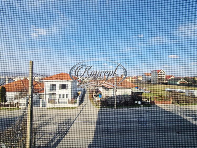 Apartament luminos in Andrei Muresanu, in vila cu parcare acoperita  - 13