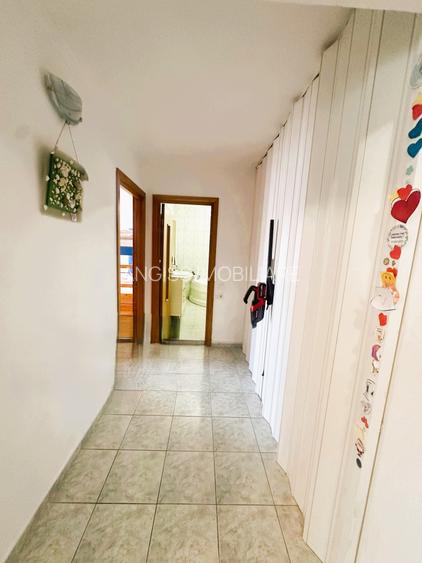 Duplex cu 3 CAMERE - str BABADAG - MOBILAT - 3