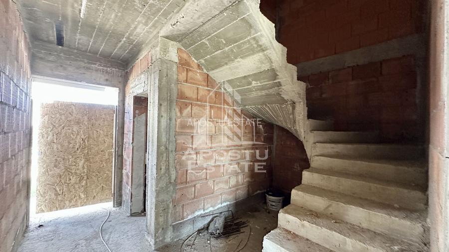 Jumatate de duplex cu 4 camere de vanzare in Giroc - 6