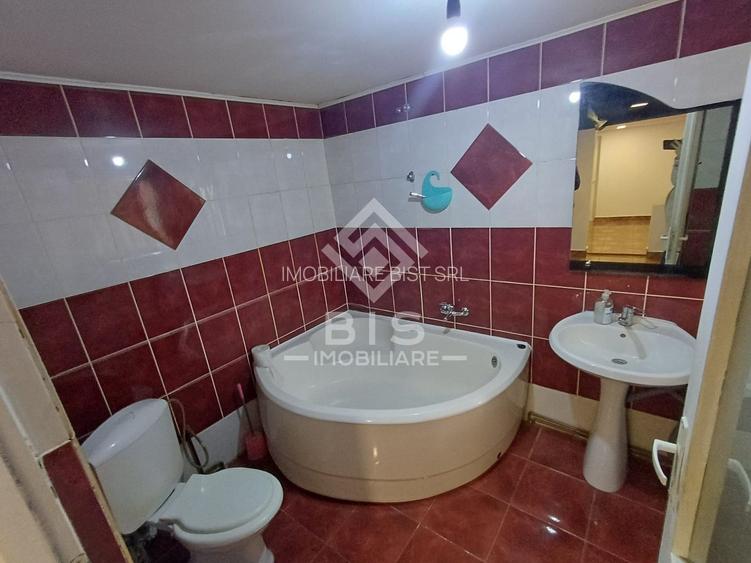 Apartament la casa 3 camere,  70mp - 5