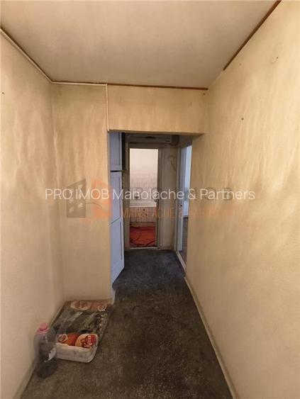 Apartament 3 camere cf1 decomandat zona Micro 3 - 14