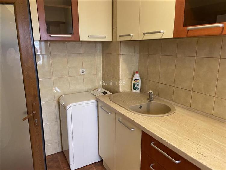 Garsoniera moderna de vanzare in Focsani ,zona ultracentrala , 43 mp, mobilata s - 5