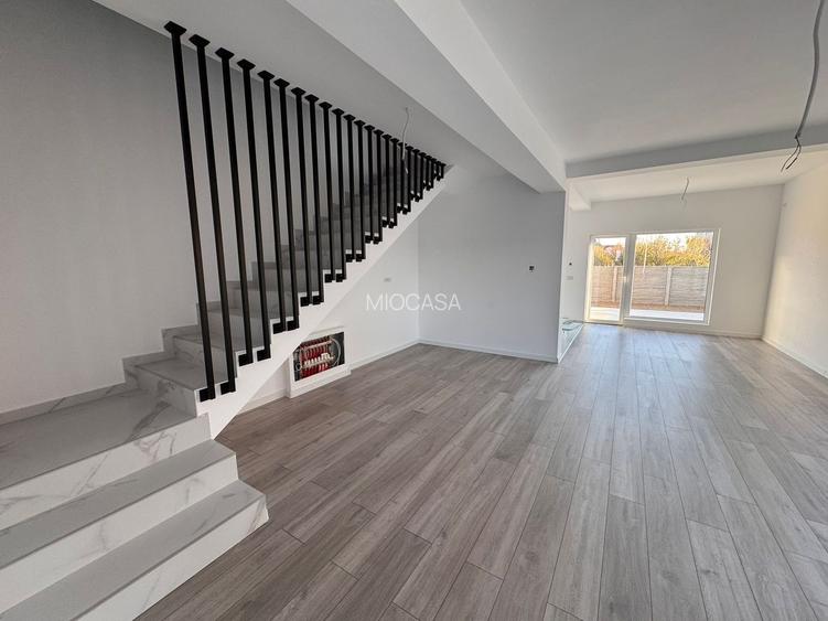 Duplex Nou - Mosnita. 4 camere. la Cheie.  Asfalt. Pozitie excelenta. - 10