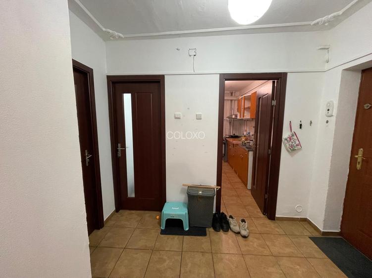 Apartament 3 camere - 80 Mp - Nicolina - Prima statie - 10