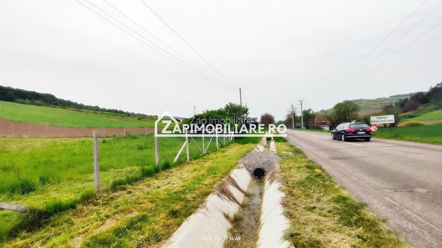 Sanisor - Teren intravilan 1812mp + 300 mp drum privat - 5