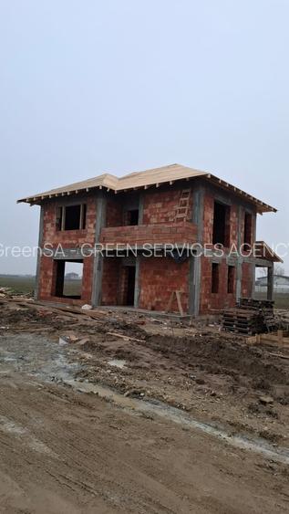 Ciutaci - Salciei, 800 mp, deschidere 40 m, drum 11 m, langa vile in constructie - 4