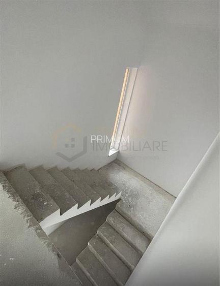 Sanmihaiul Roman- dormitor la parter- 5 camere - 6