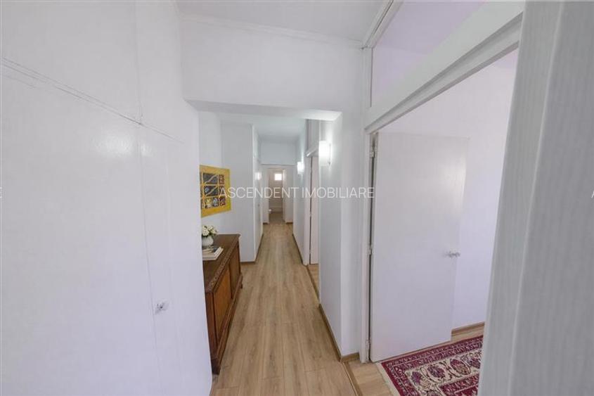 Panorama superba, 4 camere, 2 bai, 2 balcoane, Racadau, Brasov - 12