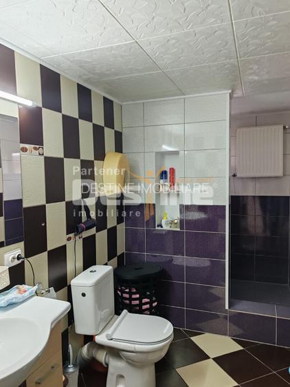 Casa parter+mansarda si teren in Lipovat, Vaslui - 7