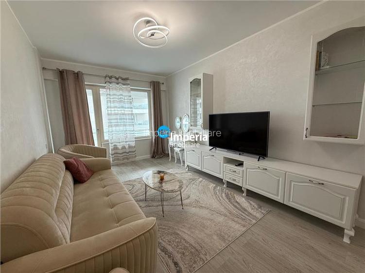 Apartament 2 camere, decomandat, de inchiriat, Copou complex Royal - 8