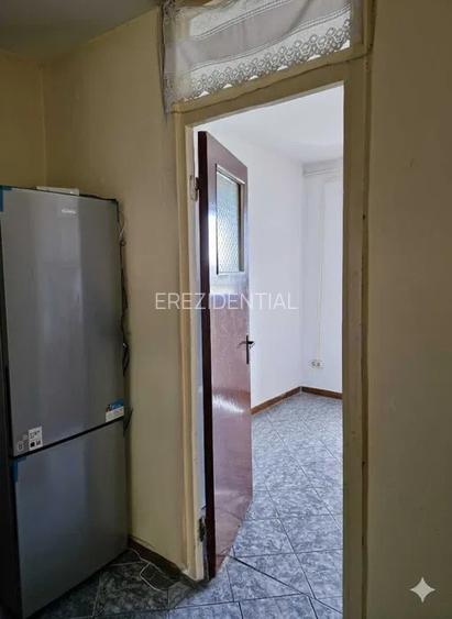 Apartament - 3 camere - decomandat - Aparatorii Patriei  - 3