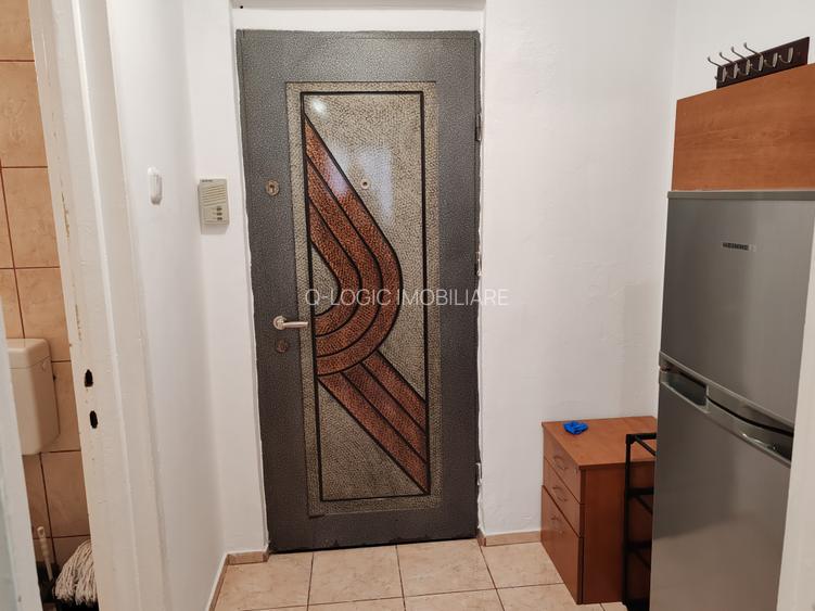 Garsoniera libera la vanzare zona Calea Bucuresti - 8