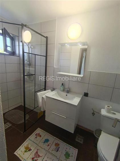 Apartament de 3 camere la vila , zona Bran - 9