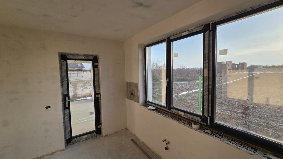 Casă nouă 4 camere Bolintin Vale – încălzire în pardoseală, teren 320 mp, terasă