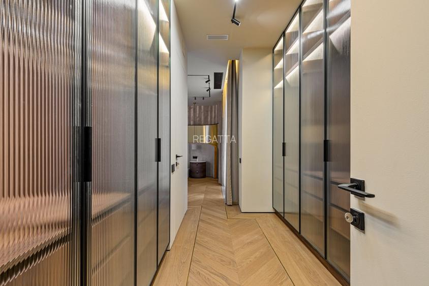 Vila moderna de vanzare 6 camere Pipera-Jolie Ville, complex inchis , nou - 17