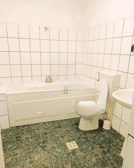 Capitol - Sala Sporturilor, spatiu birou 88 mp. + terasa 15 mp. - 19