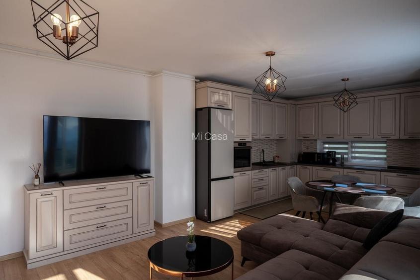 De inchiriat penthouse zona Tractorul, Coresi - 3