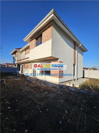 Vanzare vile Individuale de tip Duplex situate aproape de Str Dantelei - 44