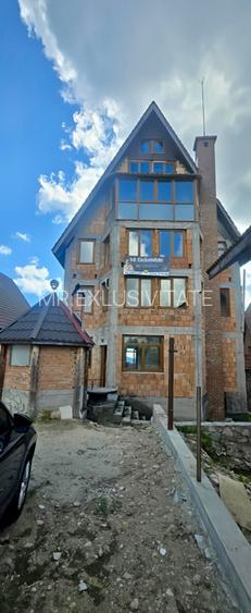 Pensiune de vânzare în Rânca – oportunitate rară lângă pârtia M1 - 5