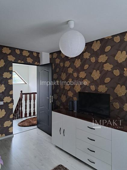 Casa  cu  vedere Panoramică în Făget, Peisaj de Vis și Confort Complet! - 3