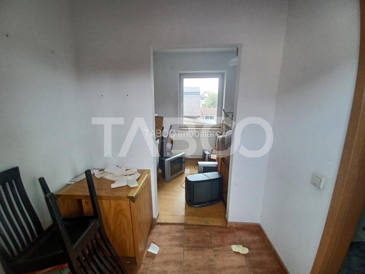 1200 mp teren cu casa individuala de  renovat in zona buna din Sibiu - 8
