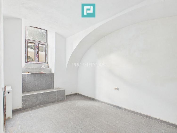 Spațiu comercial de închiriat strada Cozia. - 3