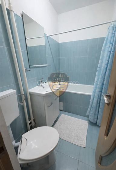 2 camere, Centru Vechi, Piata Ovidiu, et 3/4, 42 mp, semidecomandat, gaze, A/C - 10