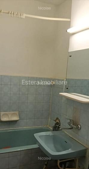 APARTAMENT DE VÂNZARE CU DOUĂ CAMERE IN ZONA ION MIHALACHE SEC.1 - 9