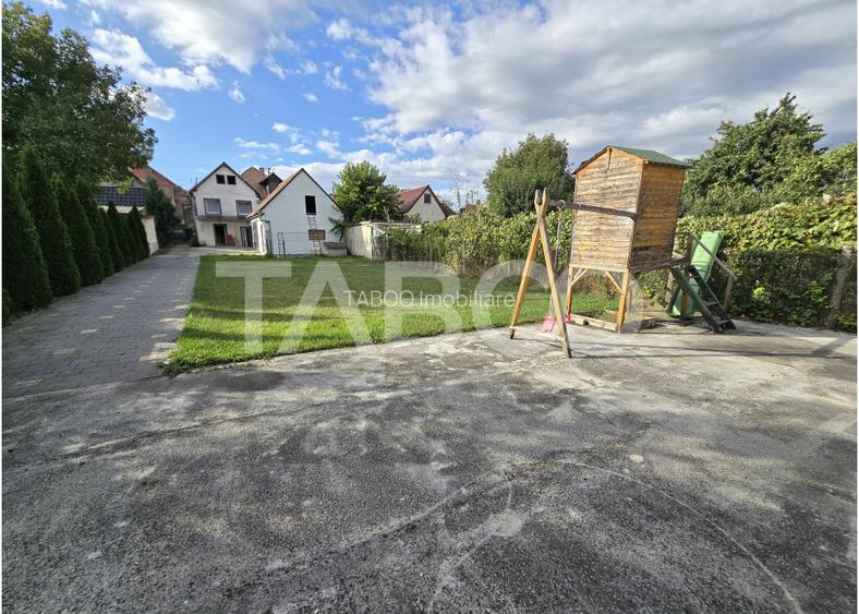Casa individuala de vanzare 6 camere teren 650 garaj Piata Cluj Sibiu - 2