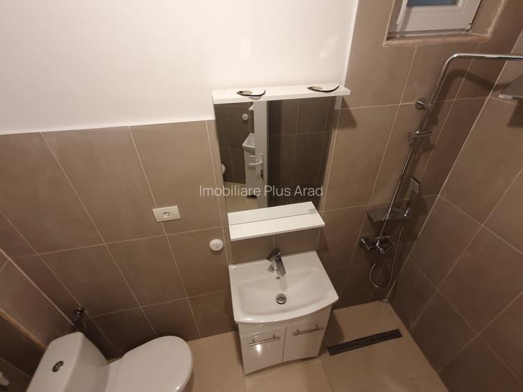 Inchiriez apartament 2 camere zona CENTRALA - 4