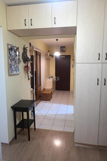 Vând apartement 5 camere + garaje la demisol zona Vlaicu-Stupilor - 15