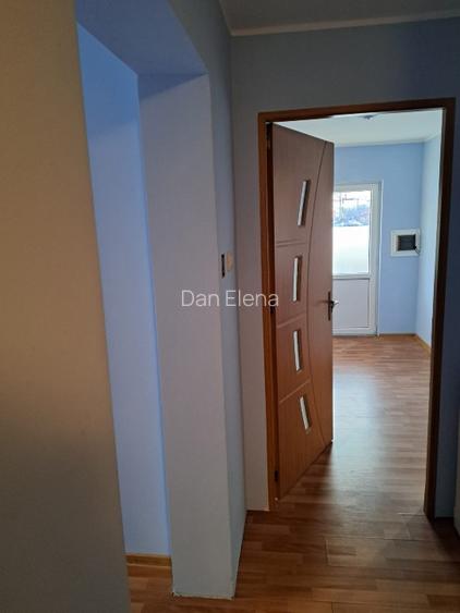 Proprietar, inchiriez garsoniera in vila - zona Rahova-Salaj - 3