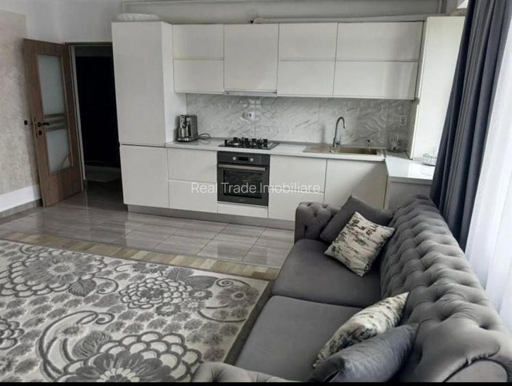 Apartament cu 3 camere Tractorul - 3