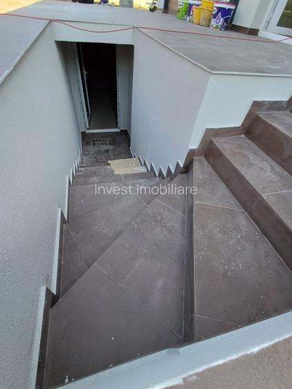 Casă de vânzare în MIROSLAVA , 4 camere - 5