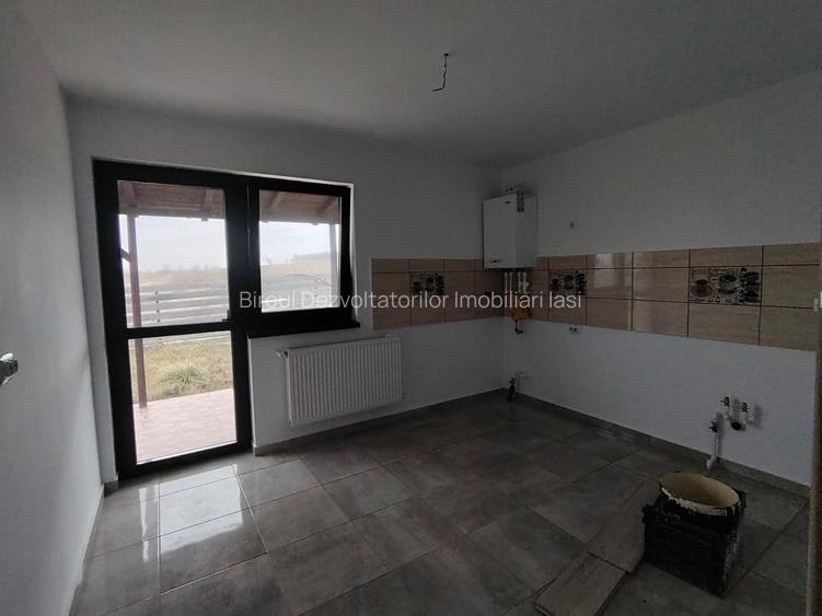 Casa cu 3 camere, intabulata, Horpaz - 14