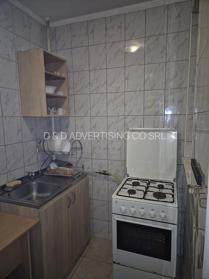 Garsoniera - Titan - 6 min. Metrou Titan - 35 mp - 4