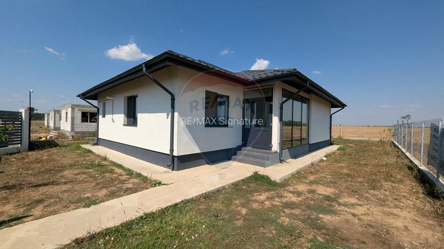 De Vânzare Casă nouă 4 camere 573 mp teren Baldana Dâmbovița - 2