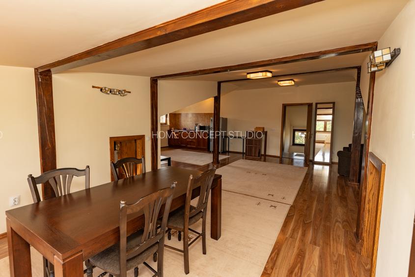 Vila cu PISCINA acoperită, zona centrala în Periș - 31