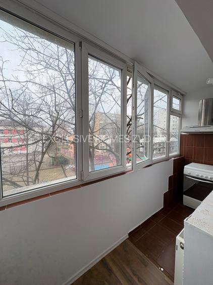 Universitatea Titu Maiorescu - Metrou - Parc IOR - 4