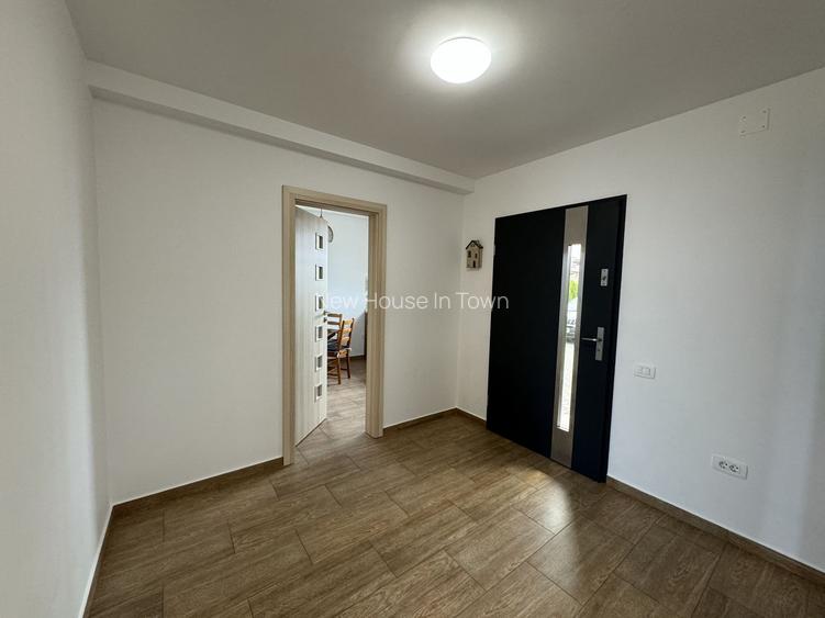 Vilă modernă de vânzare în Cristian | Construcție 2019 | Teren 500 mp - 12