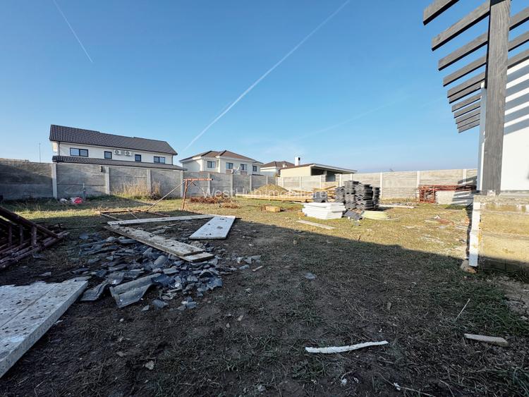 Duplex 3 camere 71mp utili + terasa 14mp, 315mp teren, Mosnita Noua  - 17